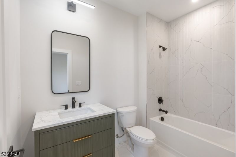 Bathroom, Interior, Marble, Marble Walls, Recessed Lighting