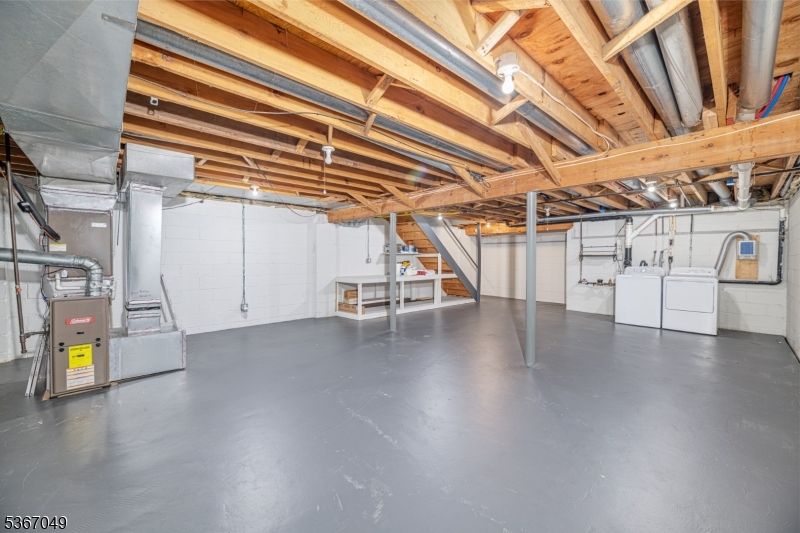 Interior, Washer, Wooden Beams, Wooden Ceilings