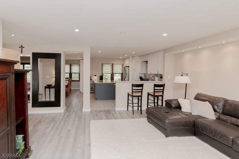 Interior, Kitchen, Living room, Recessed Lighting, Wood Texture Flooring