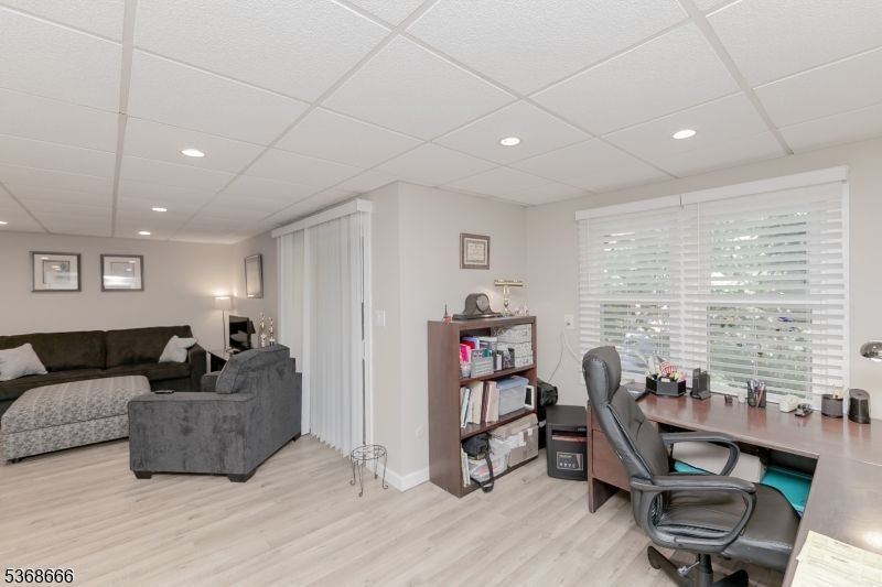 Home Office, Interior, Living room, Recessed Lighting, Wood Texture Flooring