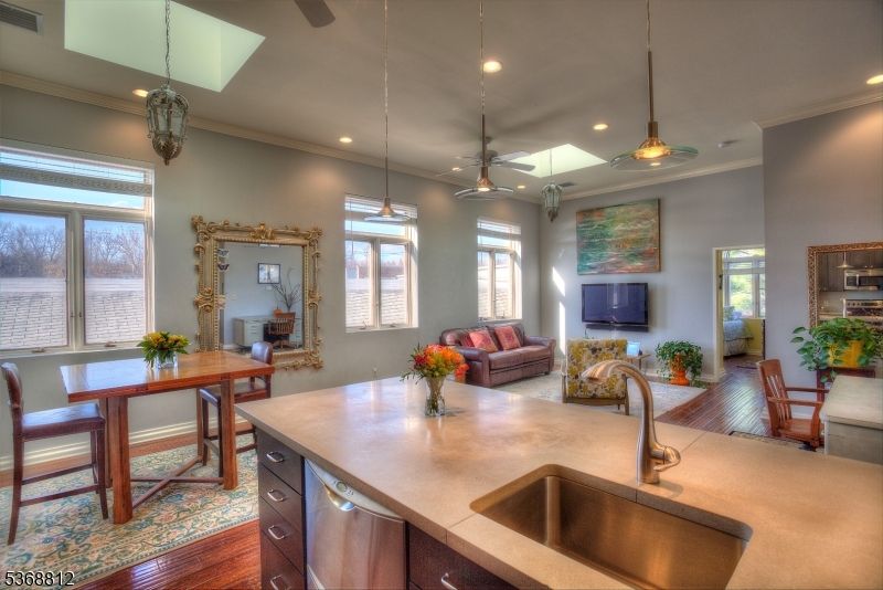Dining room, Interior, Kitchen, Living room, Pendant Lights, Recessed Lighting, Wood Texture Flooring