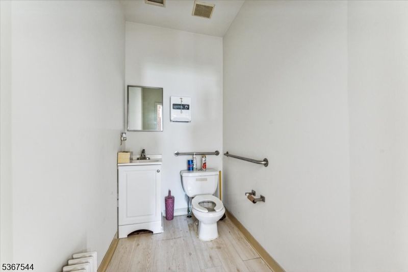 DE Listing image placeholder