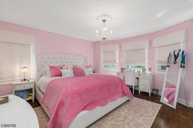 Bedroom, Chandelier, Home Office, Interior, Wood Texture Flooring