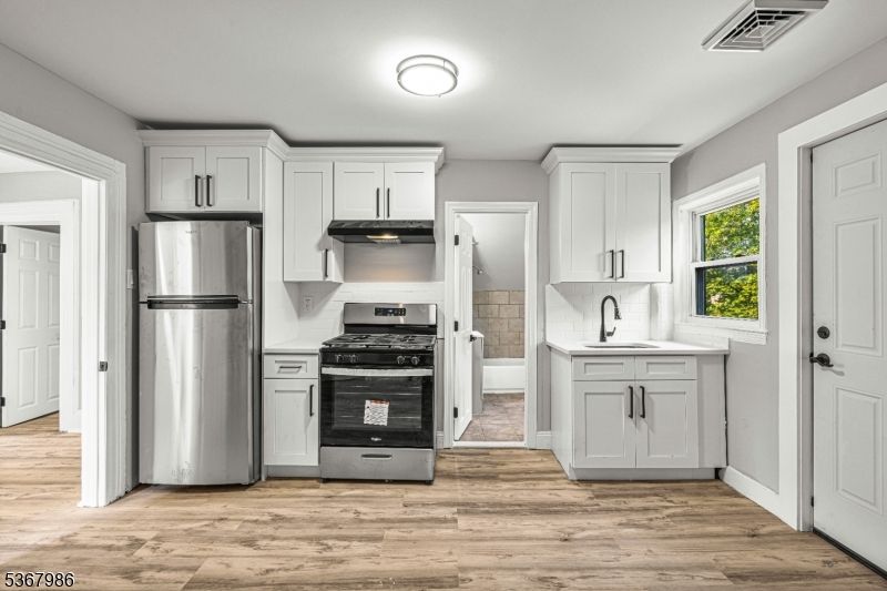 Interior, Kitchen, Stainless Steel Appliances, Wood Texture Flooring