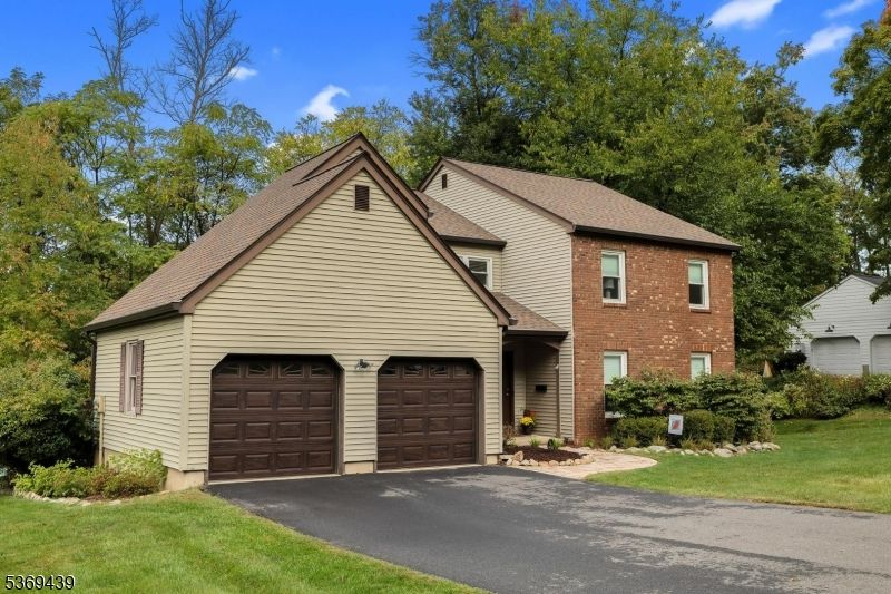 Attached, Exterior, Facade, Brick Facade, Brick Traditional