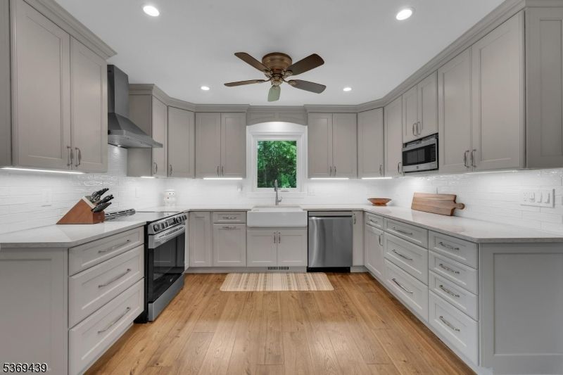 Interior, Kitchen, Recessed Lighting, Stainless Steel Appliances, Wood Texture Flooring