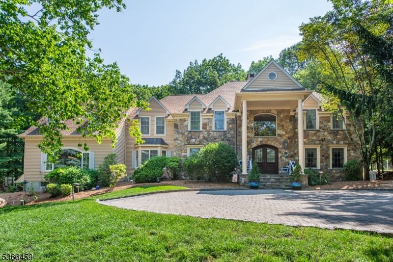 Backyard, Exterior, Facade, French Provincial