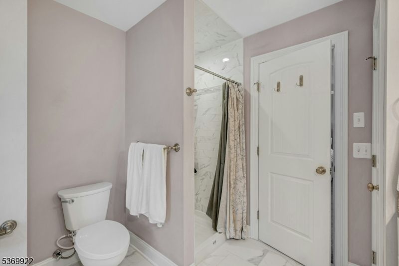 Bathroom, Interior, Marble, Marble Walls