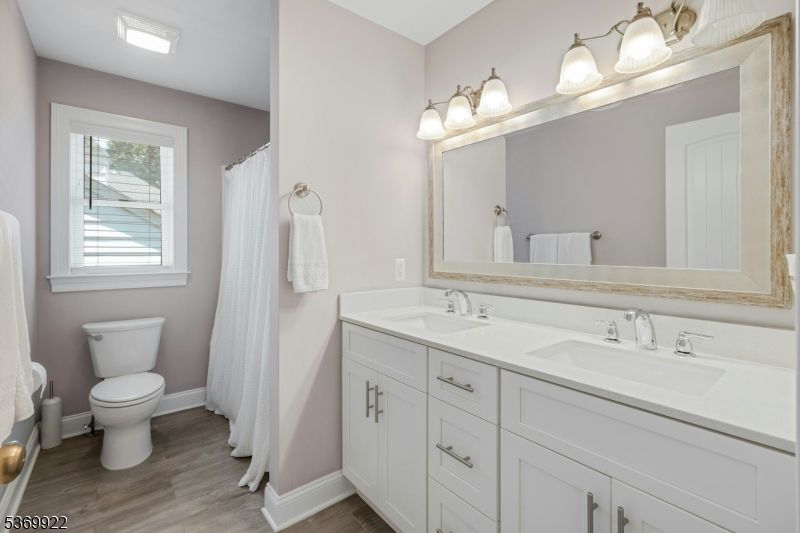 Bathroom, Dual Sink Vanities, Interior, Wood Texture Flooring