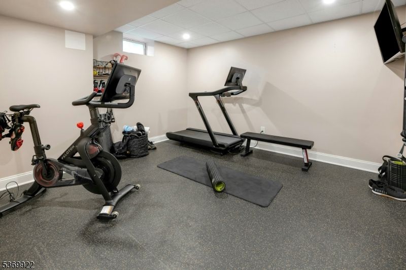 Fitness Equipment, Interior, Recessed Lighting