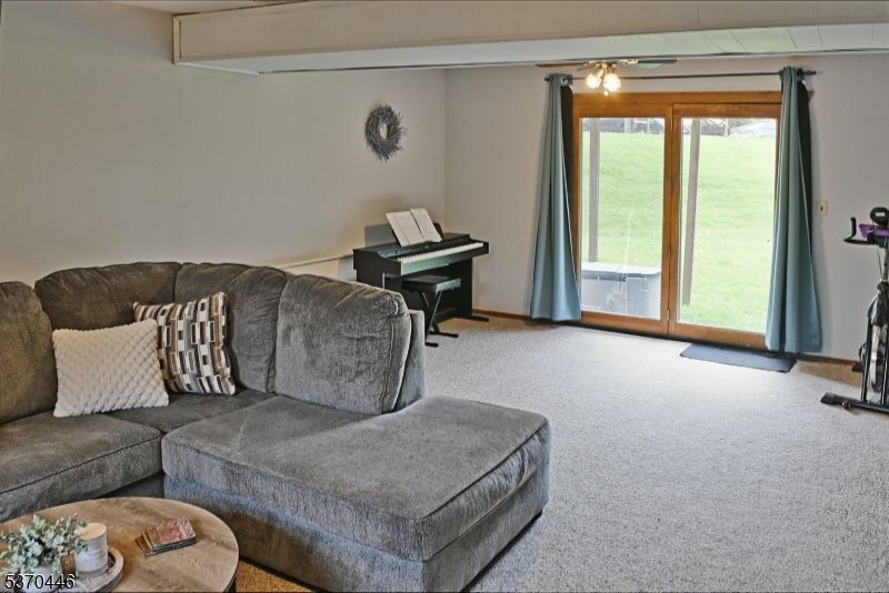 Interior, Living room, Piano