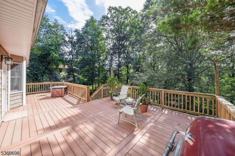 Exterior, Wood Texture Flooring