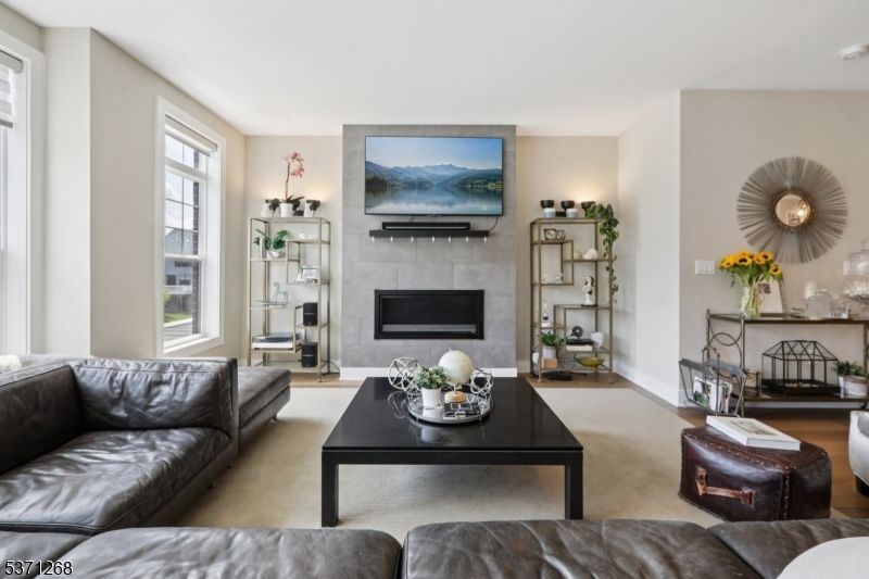 Fireplace, Interior, Living room