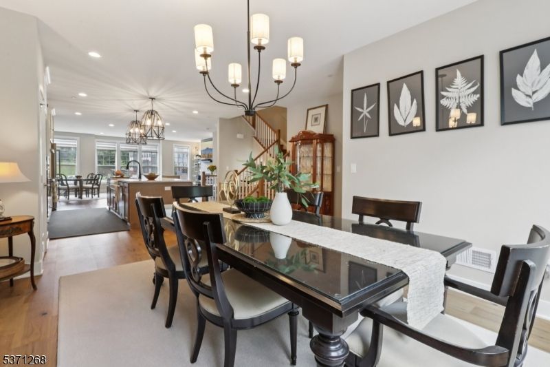 Chandelier, Dining room, Interior, Recessed Lighting, Wood Texture Flooring