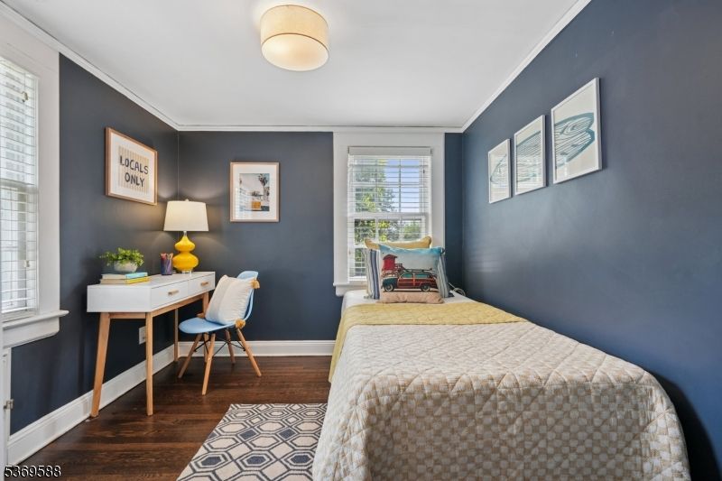 Bedroom, Home Office, Interior, Wood Texture Flooring