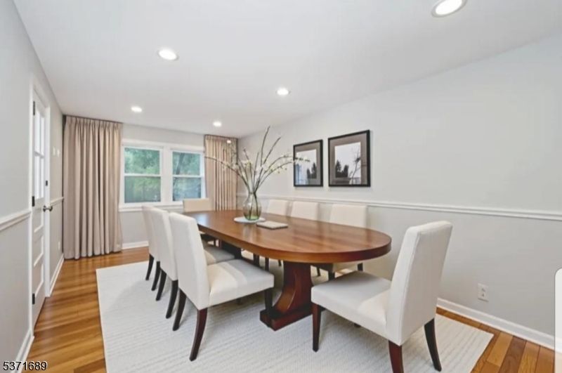 Dining room, Interior, Recessed Lighting, Wood Texture Flooring