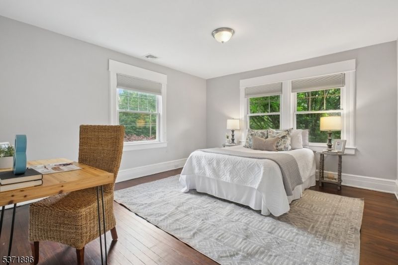 Bedroom, Home Office, Interior, Wood Texture Flooring