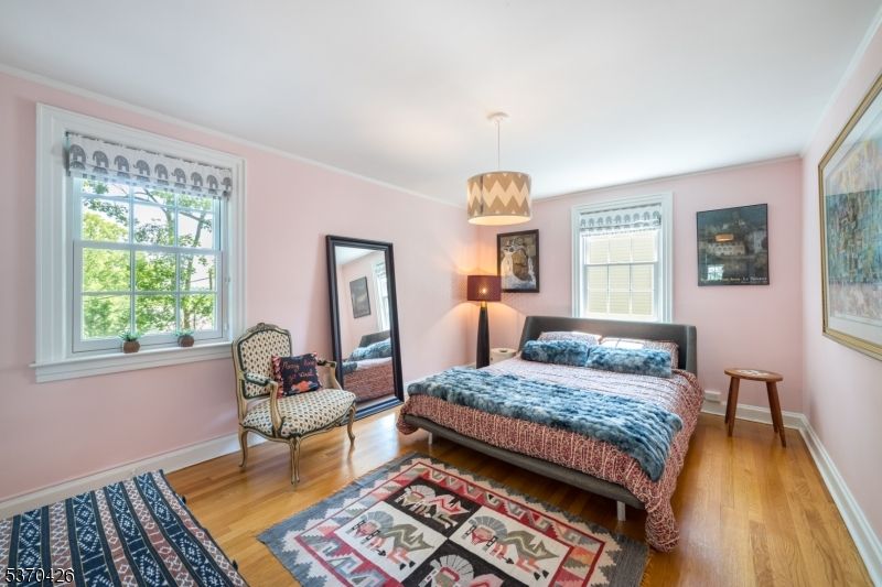 Bedroom, Interior, Pendant Lights, Wood Texture Flooring