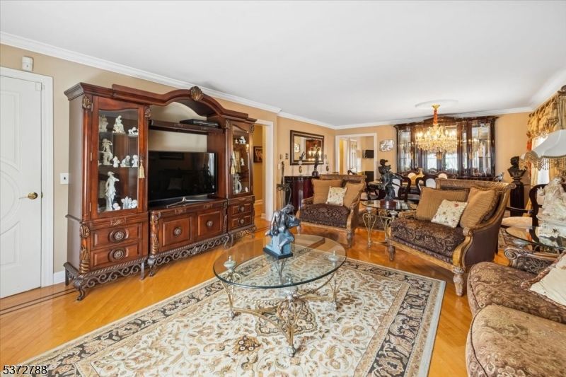Chandelier, Dining room, Interior, Living room, Wood Texture Flooring
