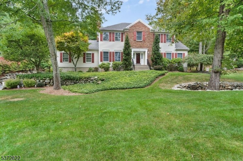Backyard, Exterior, Facade, Brick Facade, Georgian