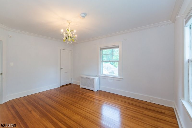 Chandelier, Empty room, Interior, Wood Texture Flooring