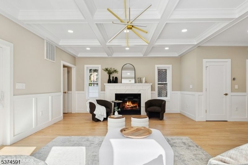 Fireplace, Interior, Living room, Pendant Lights, Recessed Lighting, Wood Texture Flooring