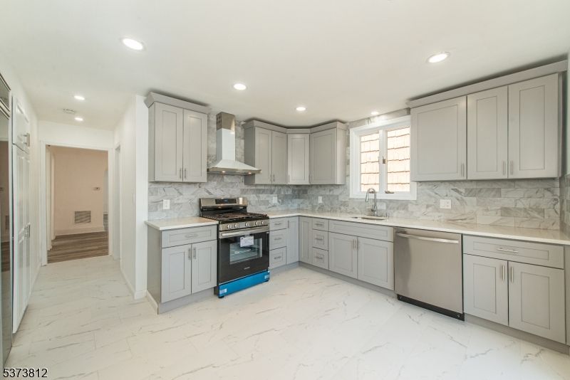 Interior, Kitchen, Marble, Recessed Lighting, Stainless Steel Appliances