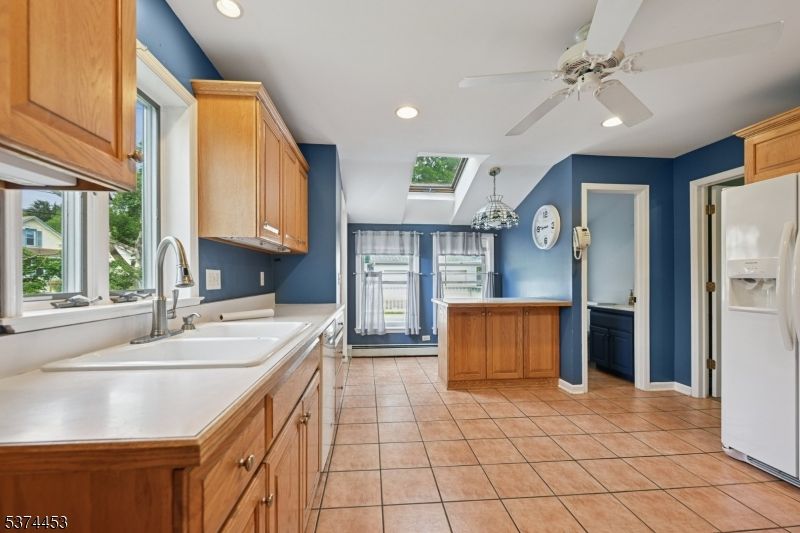 Chandelier, Interior, Kitchen, Recessed Lighting
