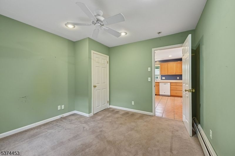 Empty room, Interior, Kitchen, Recessed Lighting