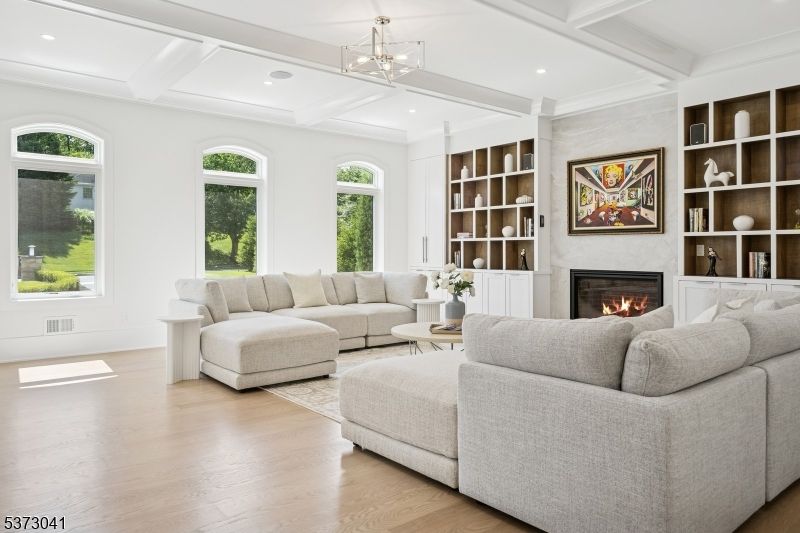 Fireplace, Interior, Living room, Pendant Lights, Recessed Lighting, Wood Texture Flooring