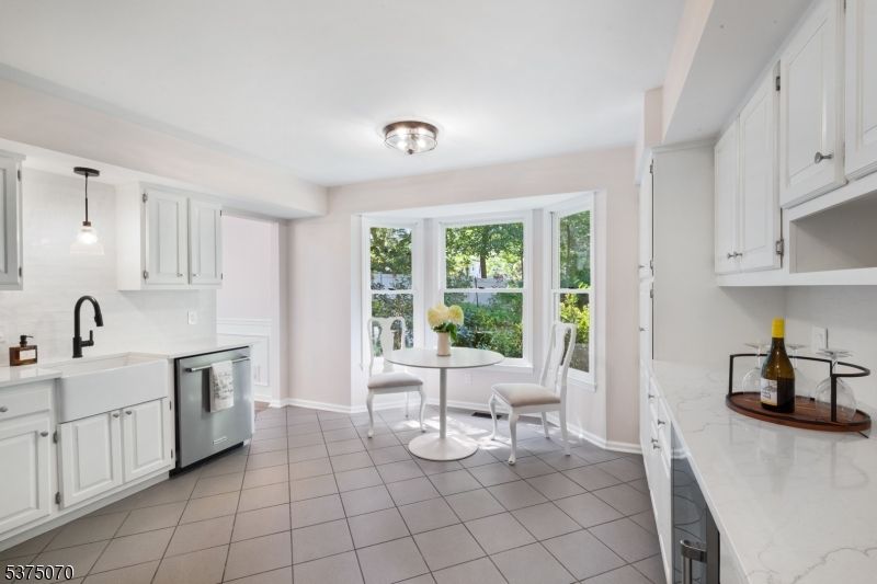 Dining room, Interior, Kitchen, Pendant Lights