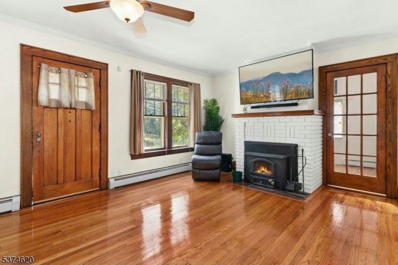 Empty room, Fireplace, Interior, Wood Texture Flooring
