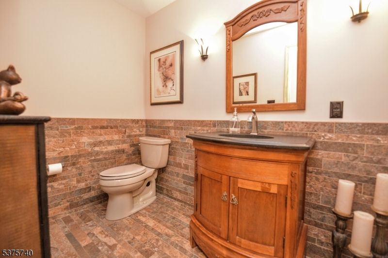 Bathroom, Interior, Stone Walls