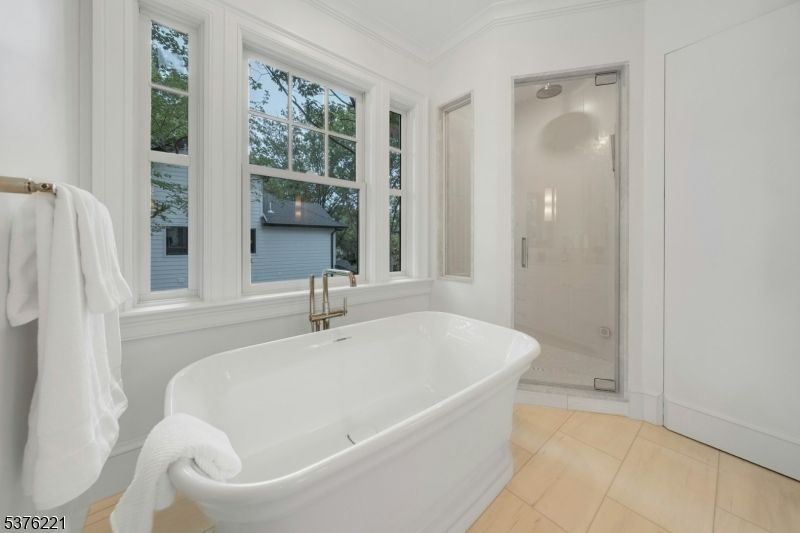 Bathroom, Free Standing Baths, Glass Shower, Interior