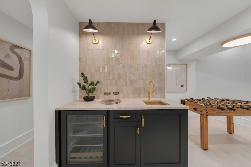 Game Room, Interior, Recessed Lighting