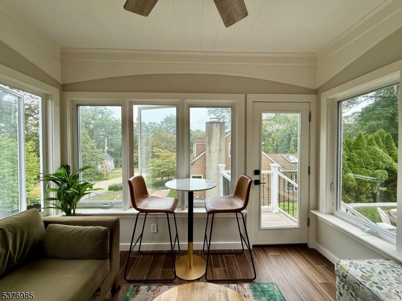 Interior, Sun Room, Wood Texture Flooring