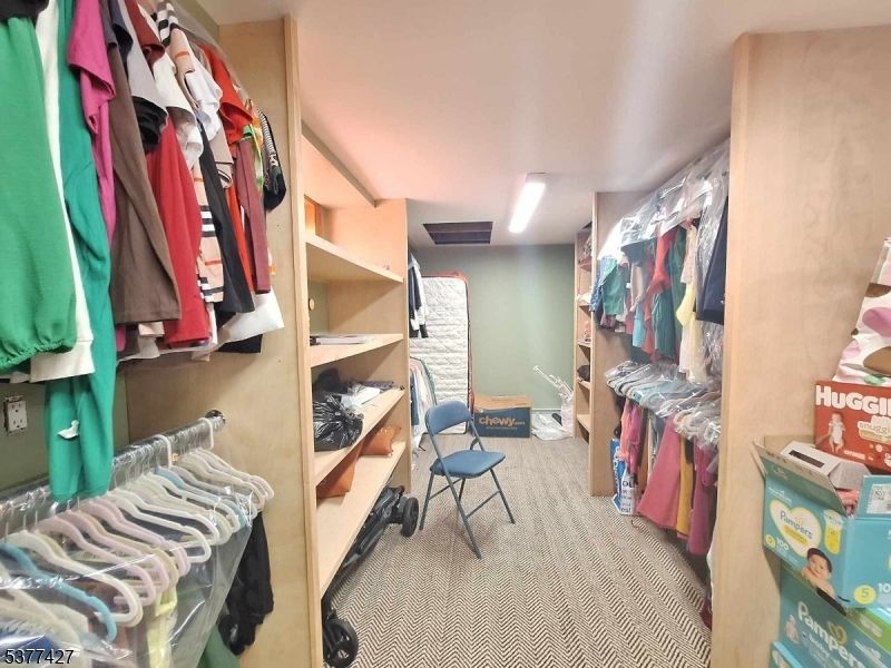 Interior, Walk-in Closets