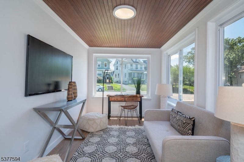 Home Office, Interior, Recessed Lighting, Wooden Ceilings, Wood Texture Flooring