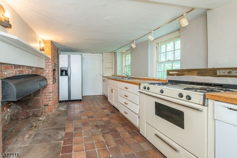Interior, Kitchen