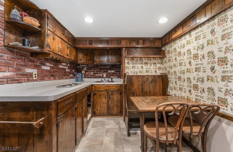 Interior, Recessed Lighting