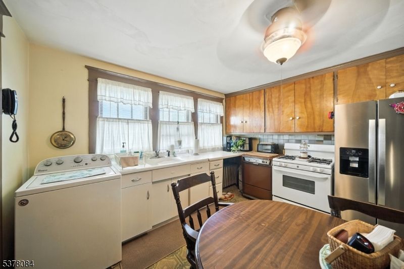 Interior, Kitchen, Washer