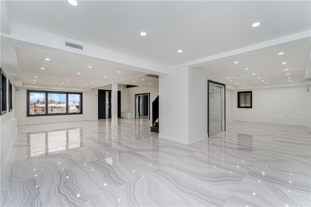Empty room, Interior, Marble, Recessed Lighting