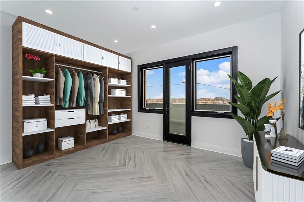 Interior, Recessed Lighting, Walk-in Closets, Wood Texture Flooring