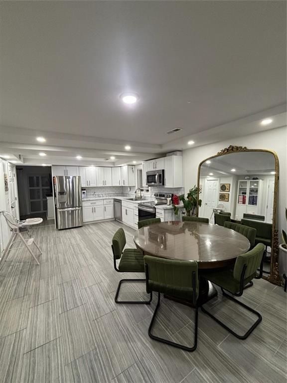 Dining room, Interior, Kitchen, Recessed Lighting, Stainless Steel Appliances