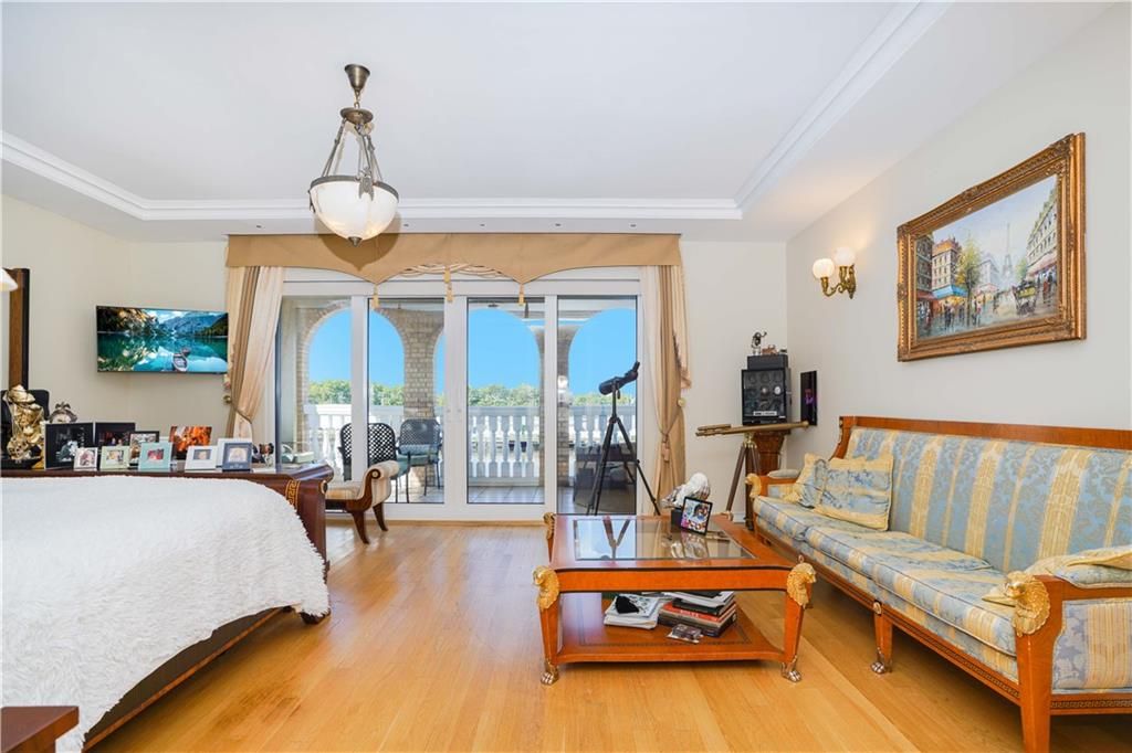 Bedroom, Interior, Pendant Lights, Wood Texture Flooring