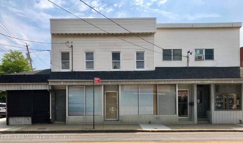 Exterior, Facade, Rowhouse