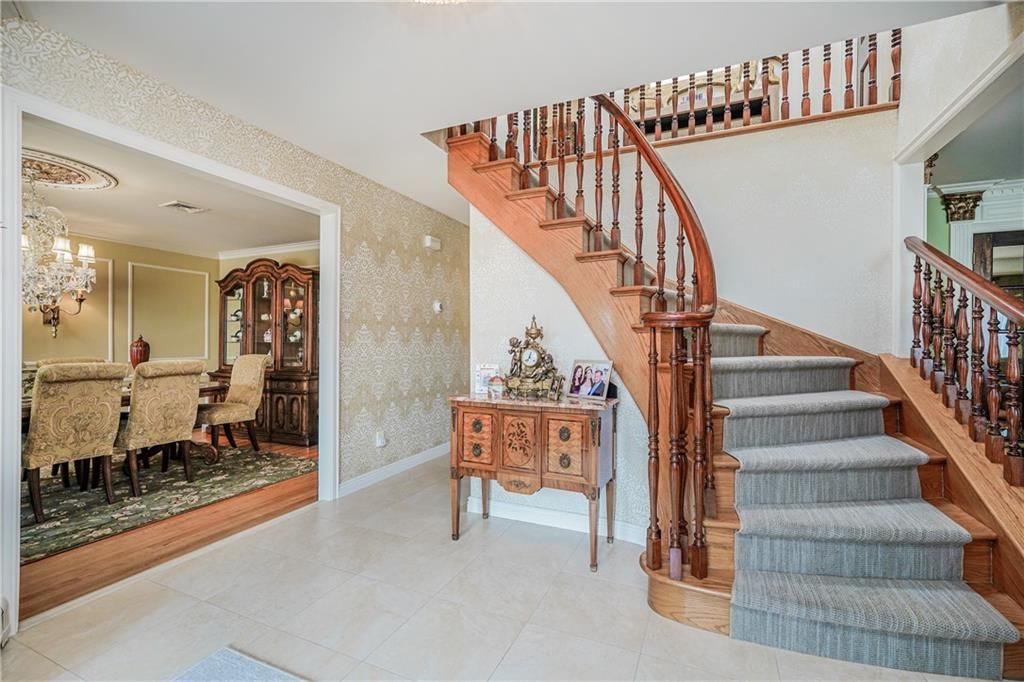 Chandelier, Dining room, Interior