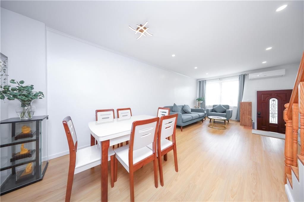 Dining room, Interior, Living room, Recessed Lighting, Wood Texture Flooring