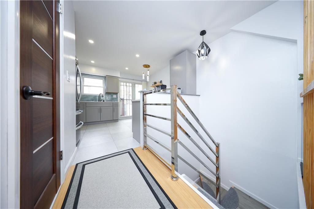 Interior, Kitchen, Pendant Lights, Recessed Lighting