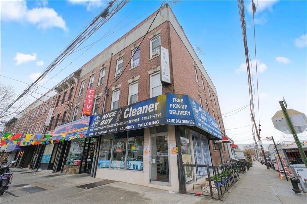 Exterior, Facade, Brick Facade, Condo Building
